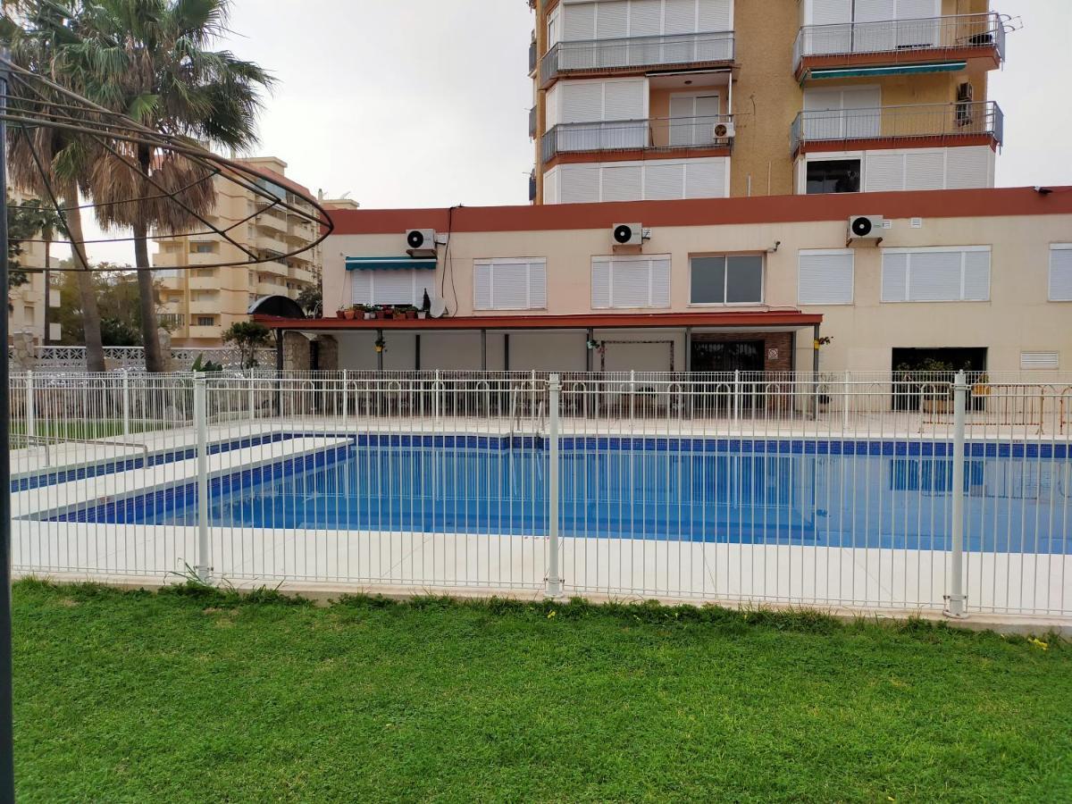 Benalmadena ,Apartamento-Estudio Primera Linea De Playa Exterior foto