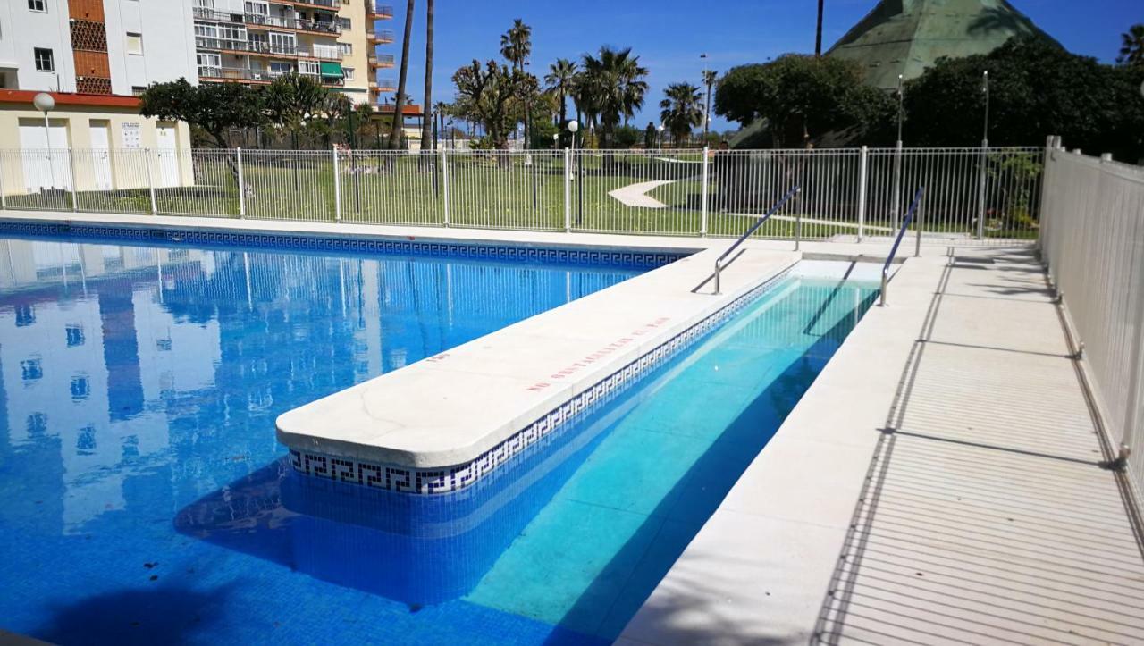 Benalmadena ,Apartamento-Estudio Primera Linea De Playa Exterior foto