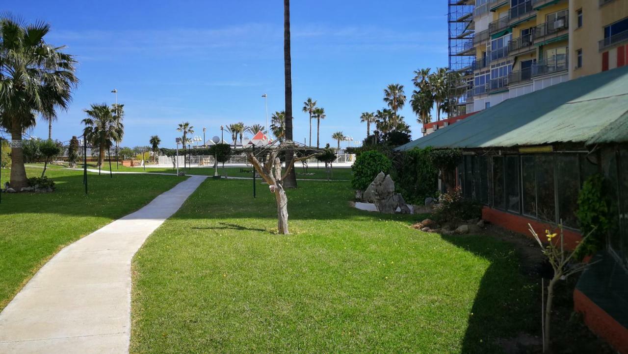 Benalmadena ,Apartamento-Estudio Primera Linea De Playa Exterior foto